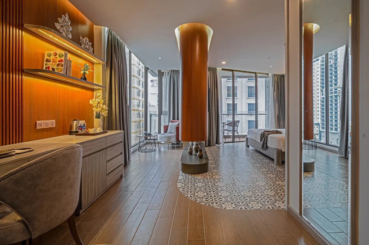 Junior Suite Partial Ocean View