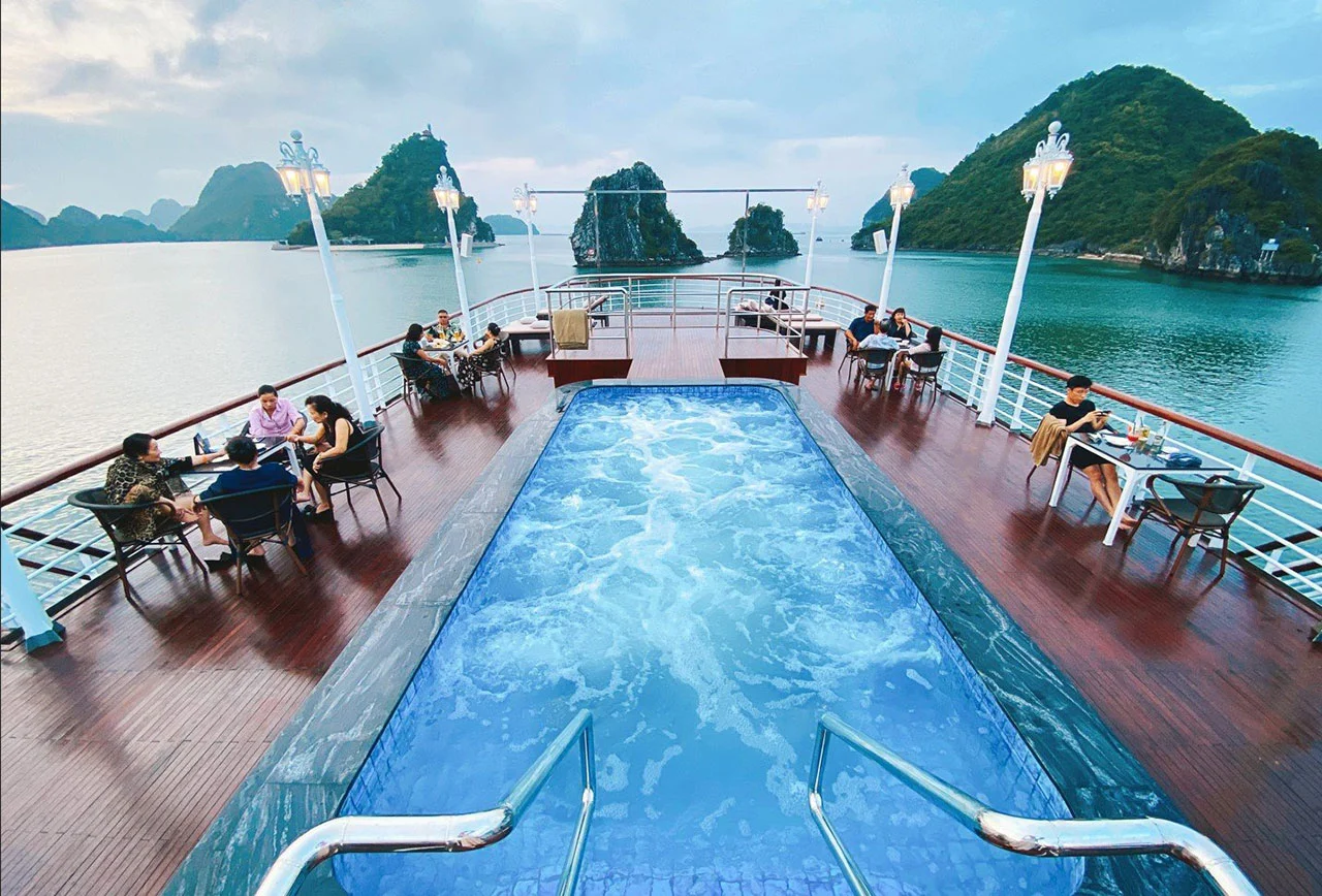 paradise-elegance-cruise