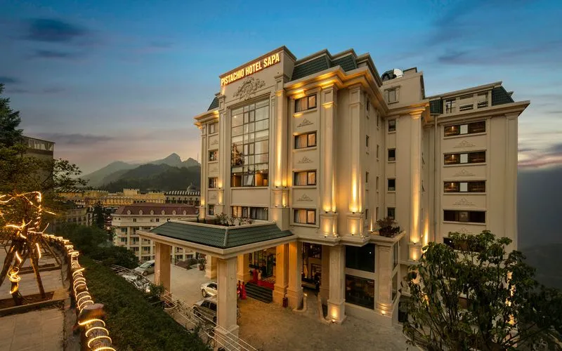 tong-quan-ve-pistachio-hotel-sapa-toa-do-vuong-gia-giua-long-thi-tran-mo-suong-co-gi-dac-biet