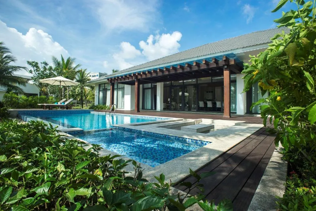 two-bedroom-pool-villa-biet-thu-2-phong-ngu-co-ho-boi-rieng