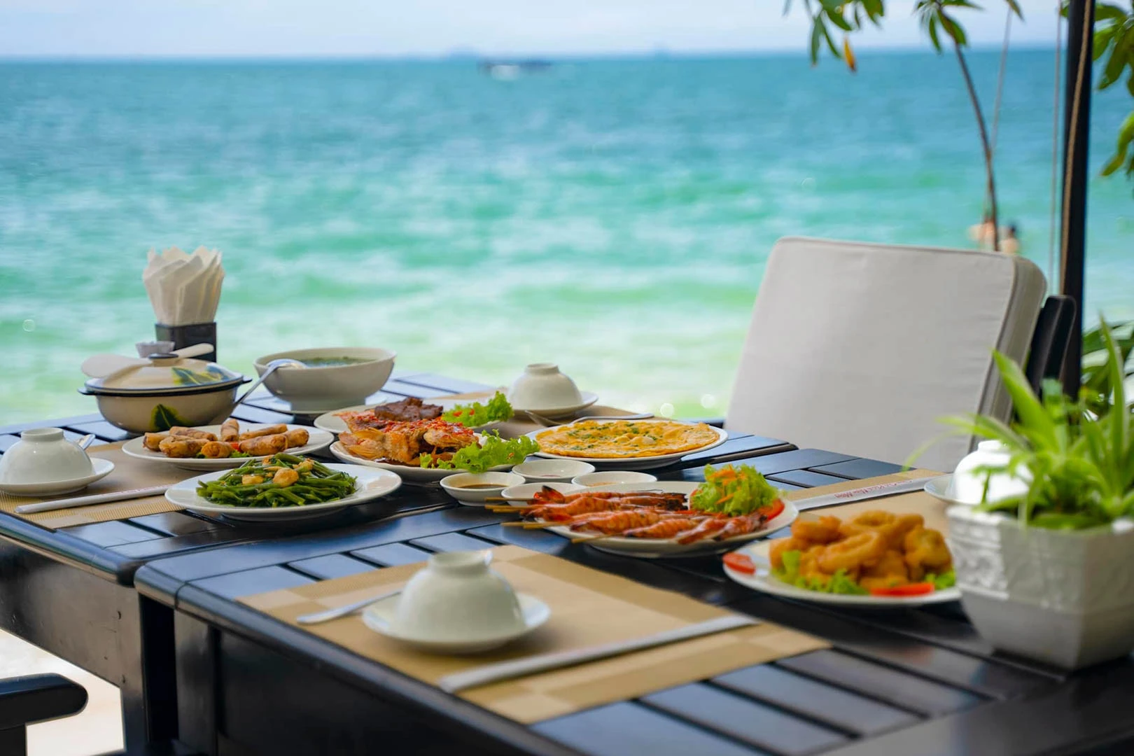dau-la-nhung-bi-kip-khi-di-du-lich-mini-beach-tu-kinh-nghiem-7-nam-cua-hdv-phu