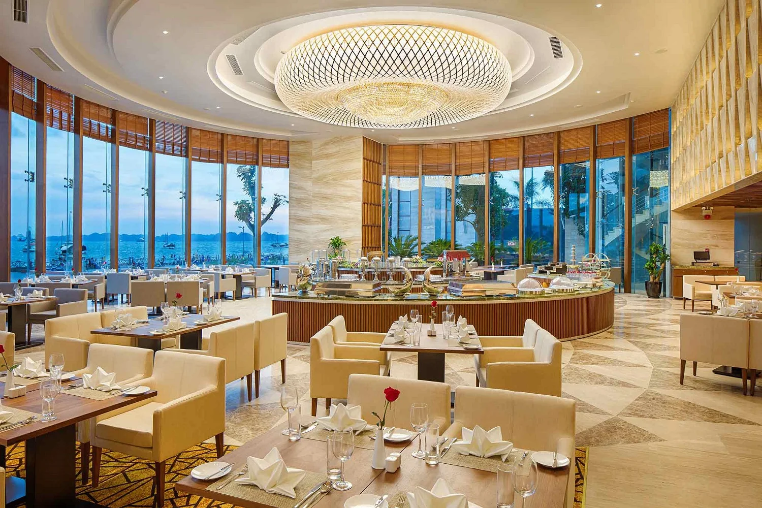 wyndham-legend-ha-long