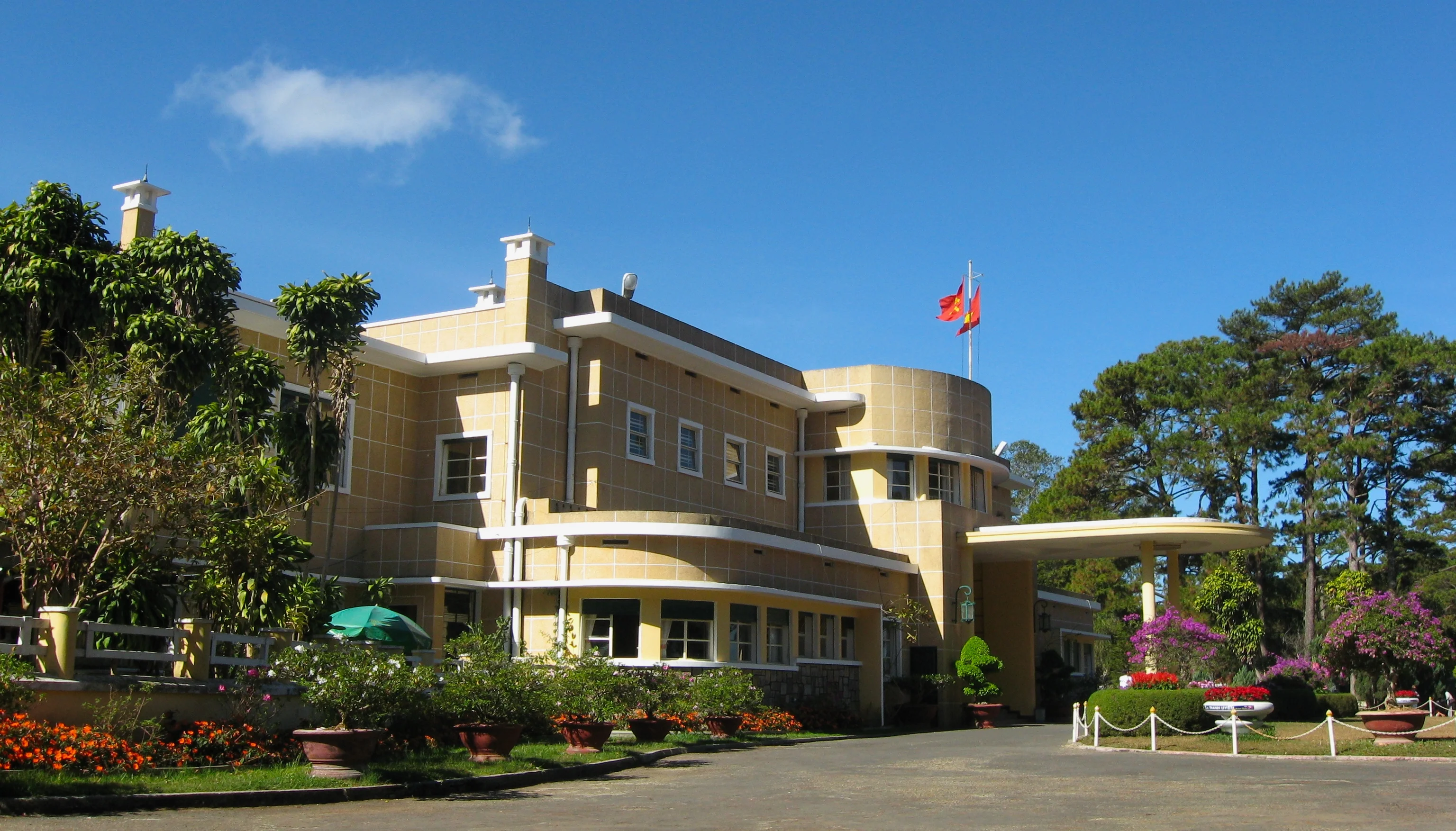 dinh-i-dinh-iii-bao-dai
