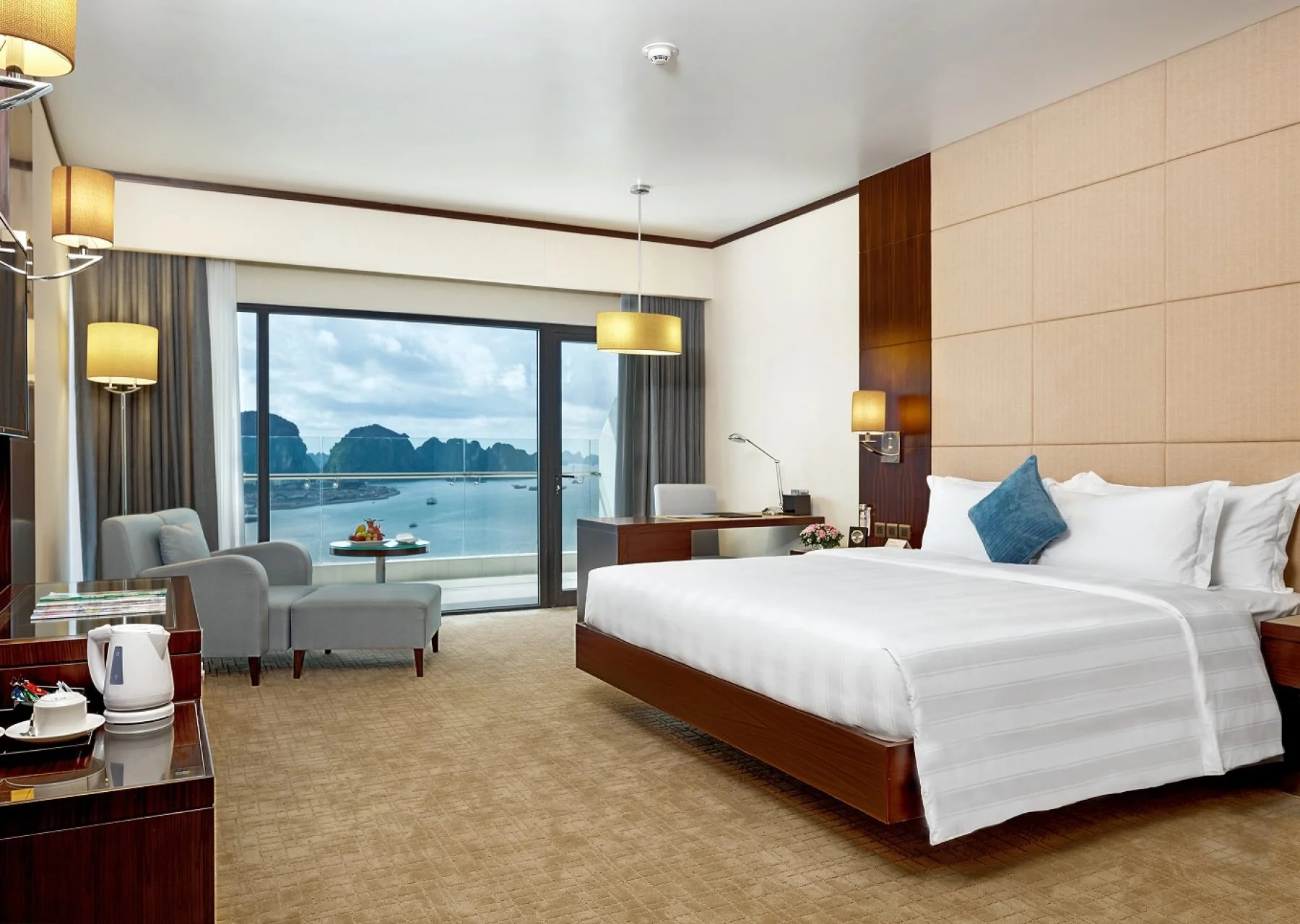 hang-phong-superior-1.jpg