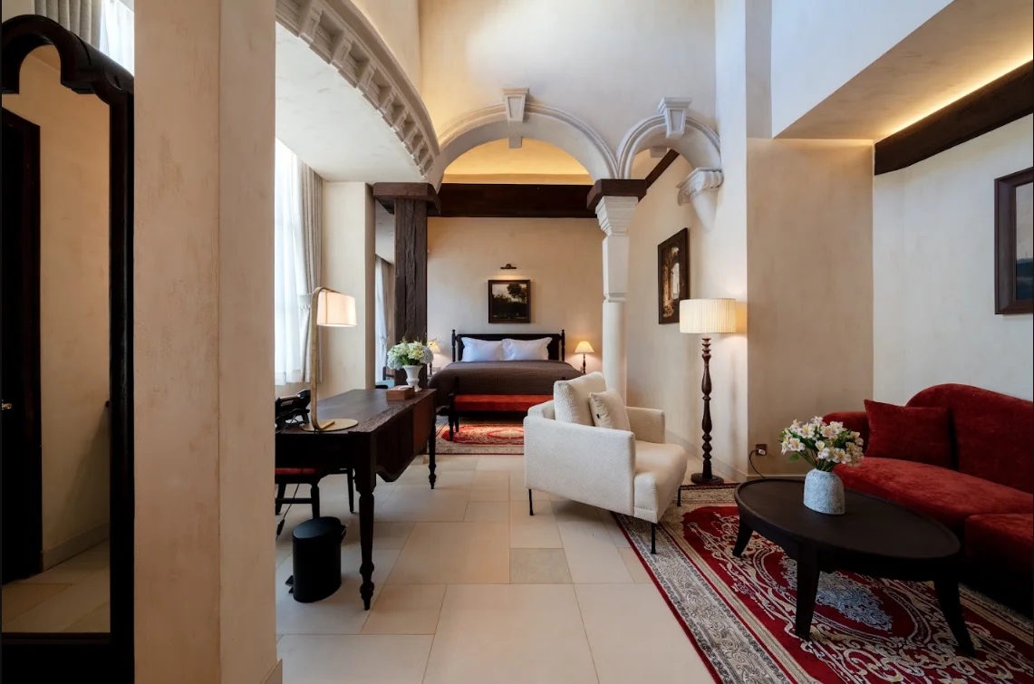 hang-phong-the-fantaisie-castle-suite