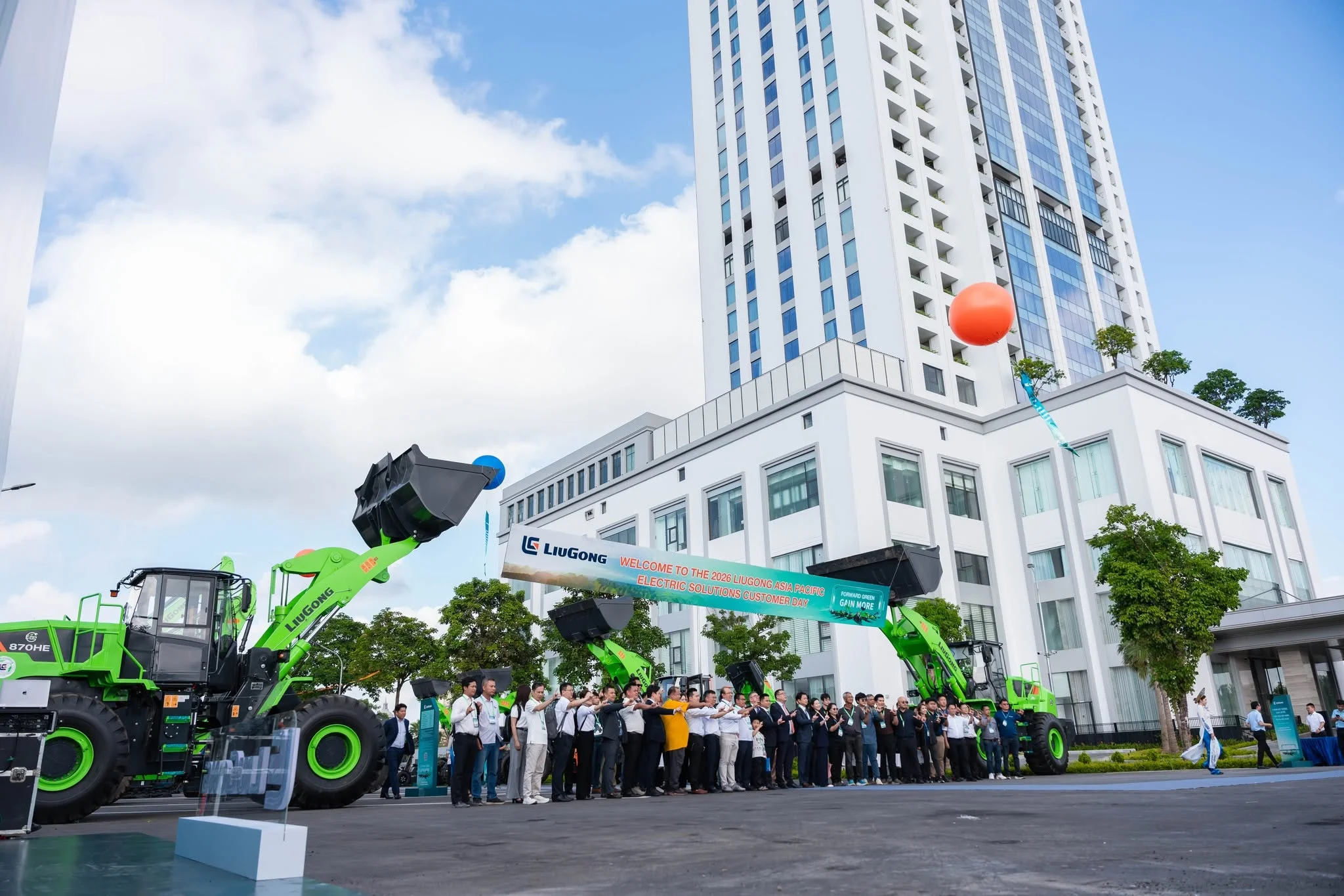 Bài đánh giá về trải nghiệm nghỉ dưỡng tại Pullman Ninh Bình trên Google Maps 2026