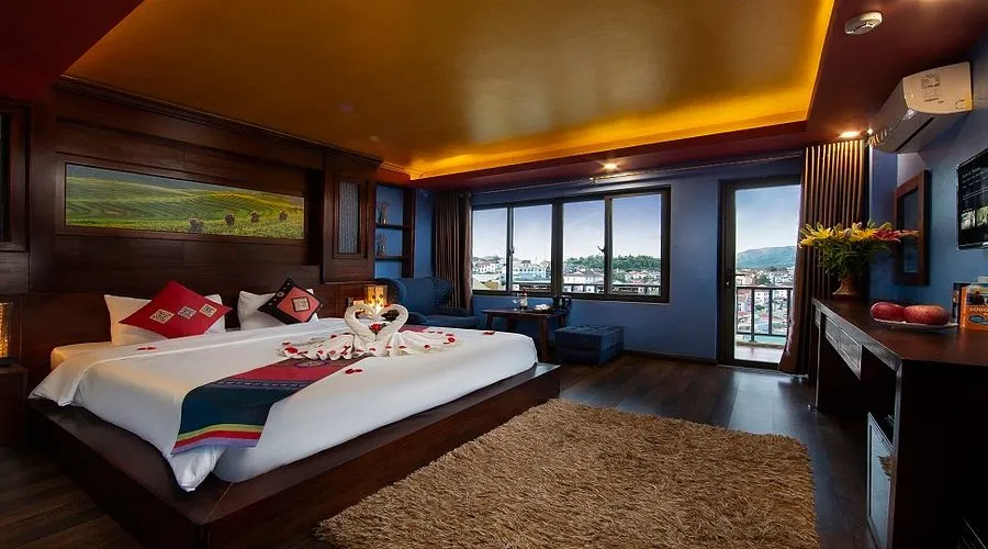 saparis-hotel