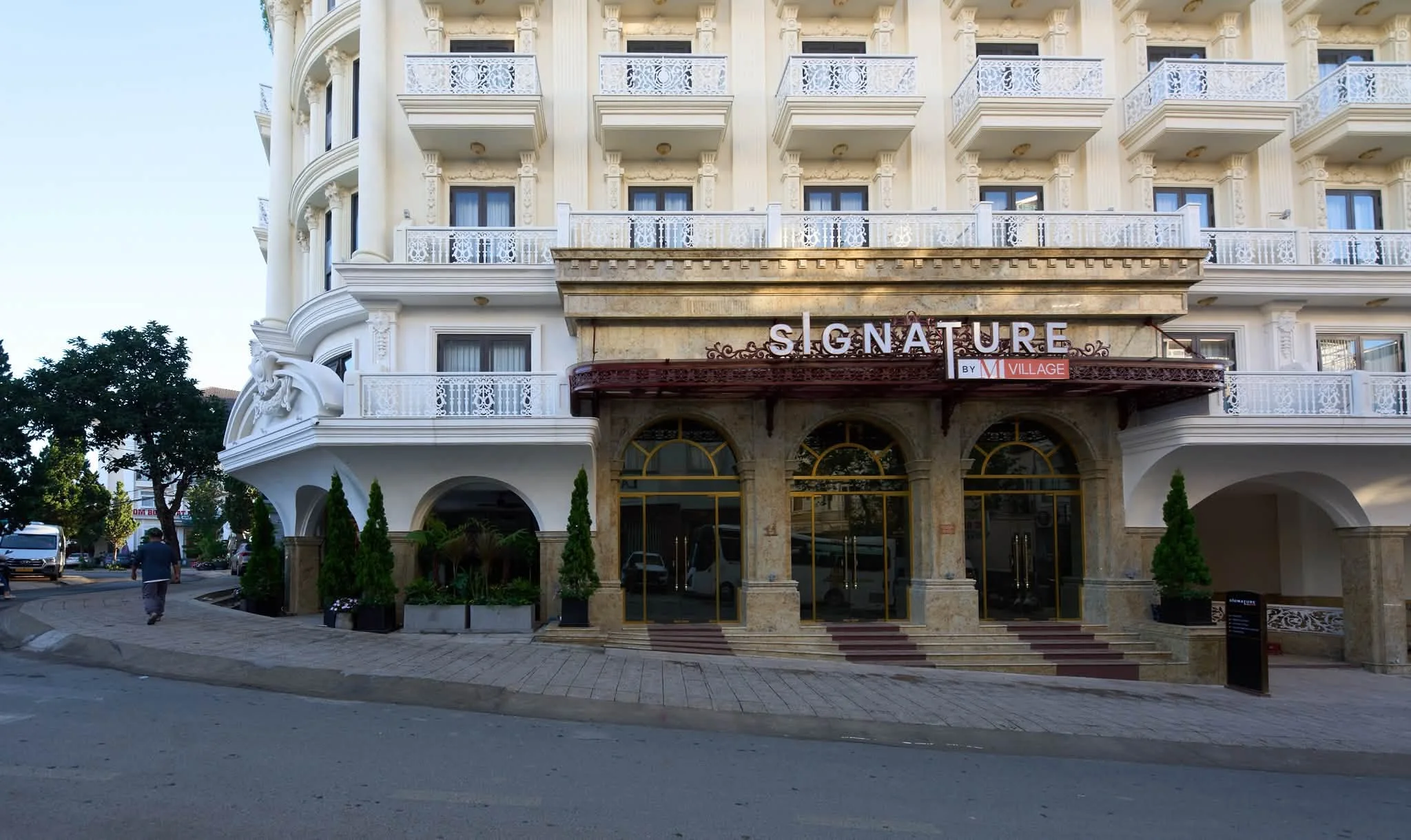 Signature-by-M-Village-The-Central.-4