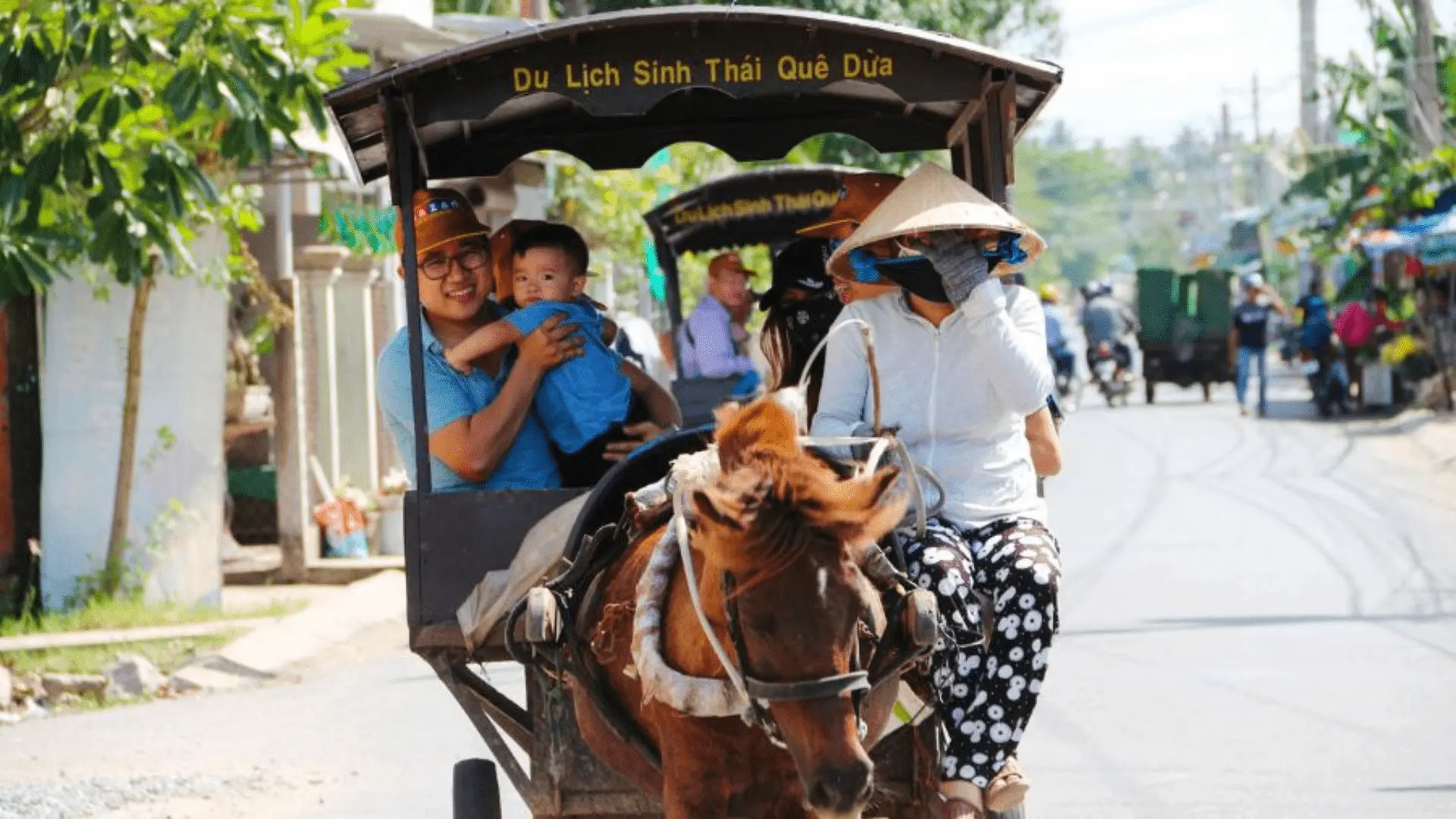 gia-tour-mien-tay-2-ngay-1-dem-da-bao-gom-nhung-hang-muc-dich-vu-nao