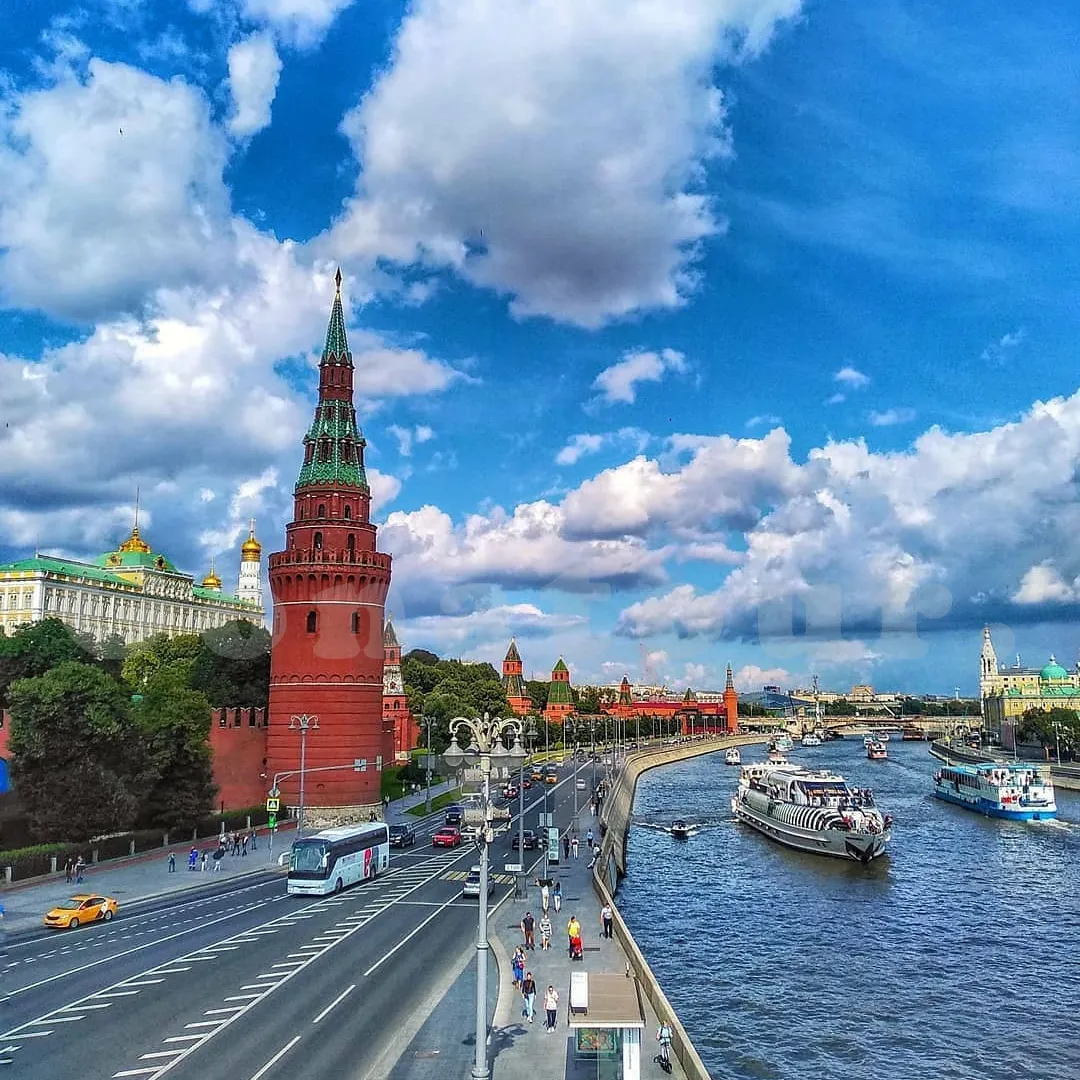 cung-dien-kremlin-va-quang-truong-do (1)