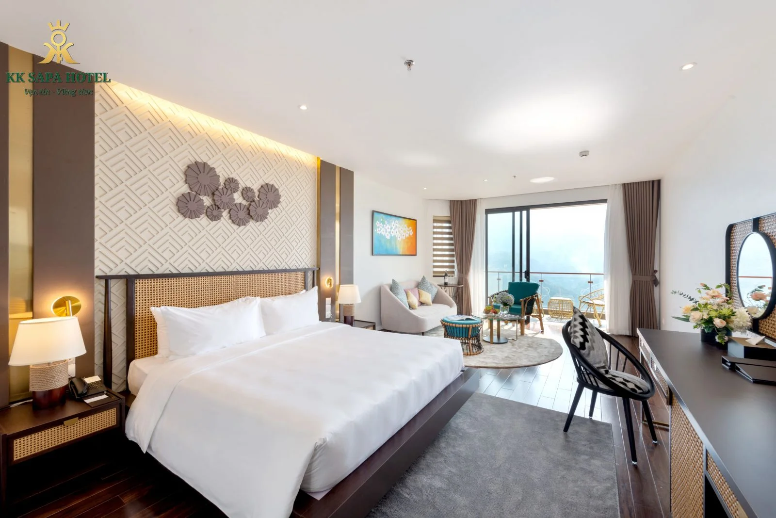 Hang-phong-Premier-Valley-Front