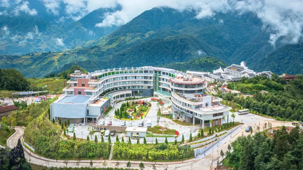 Top các khách sạn 5 sao Sapa: Vị trí, kiến trúc, giá phòng & kinh nghiệm đặt phòng giá rẻ