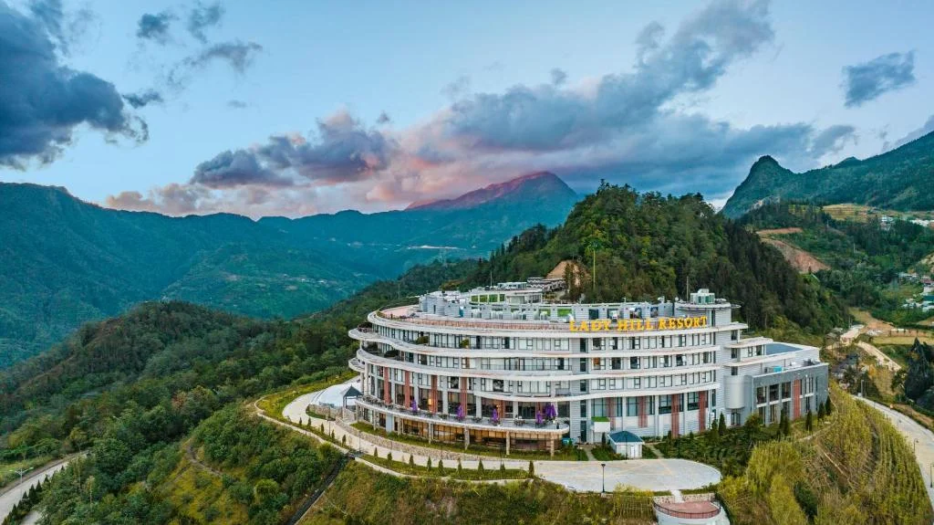 Lady-Hill-Sapa-resort