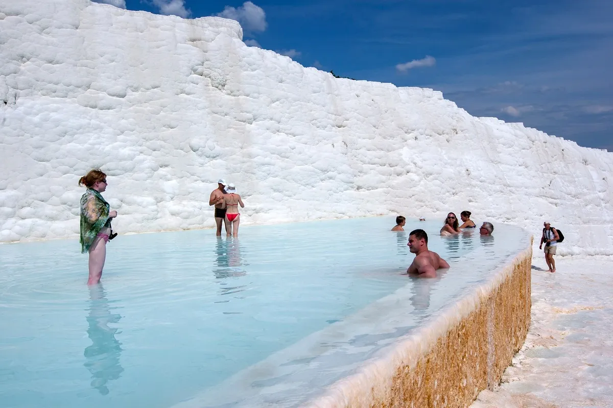 lau-dai-bong-pamukkale-3