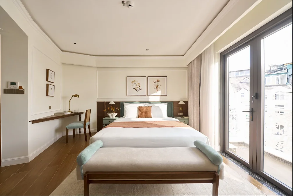 m-village-premier-xuan-huong-lakeside-1