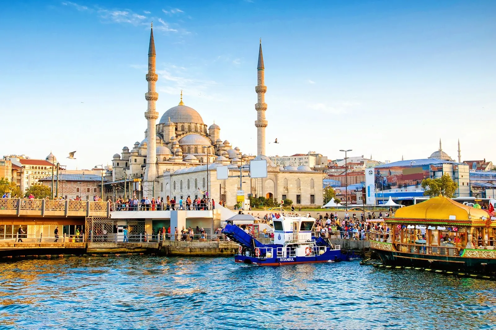 thu-do-istanbul-noi-giao-thoa-ruc-ro-giua-hai-nen-van-hoa-luc-dia-a-au