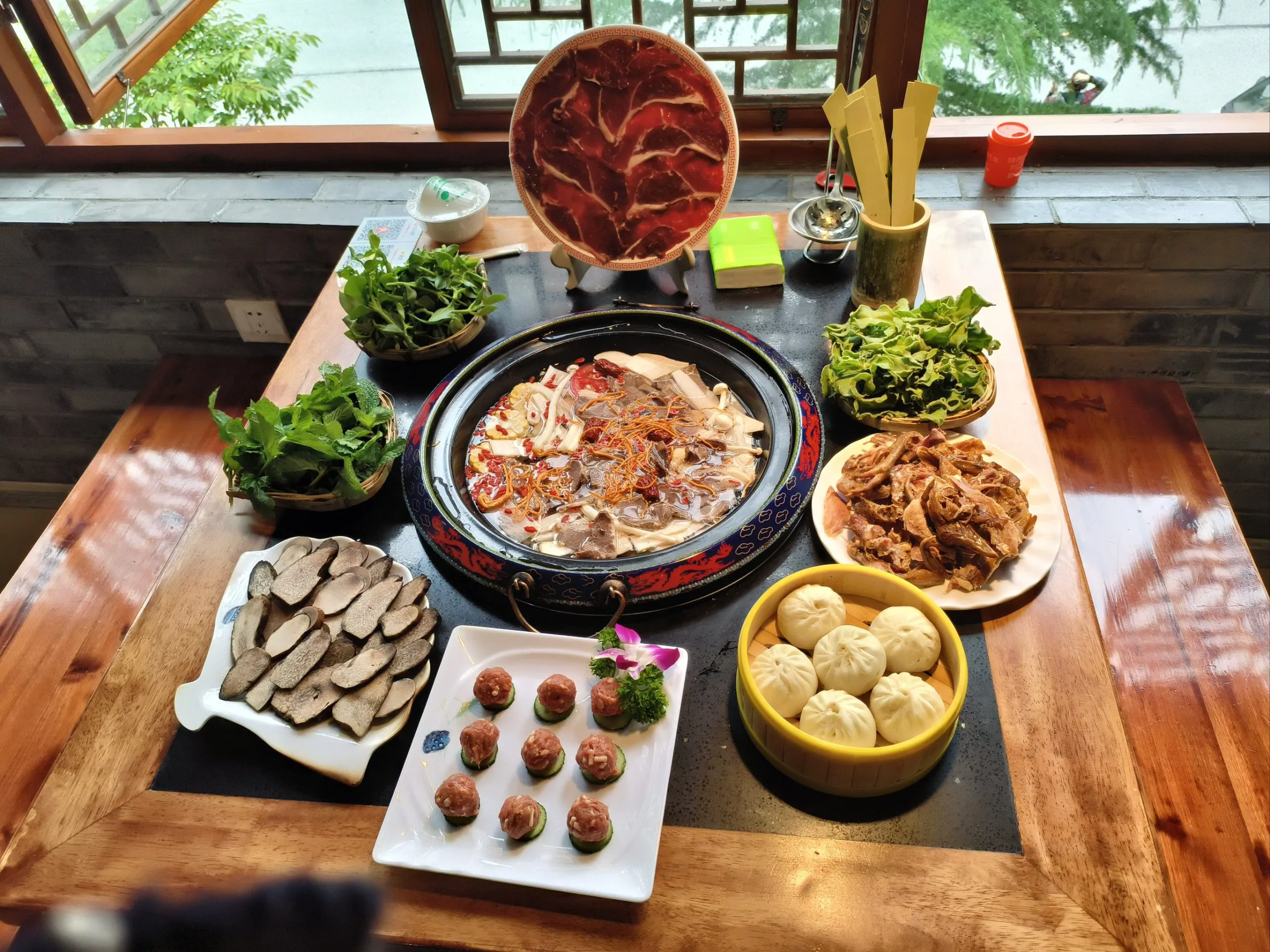lau-tay-tang