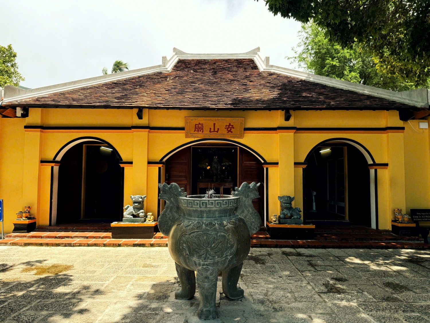 Du lịch Côn Đảo: Hành trình về miền đất thiêng & biển đảo bình yên