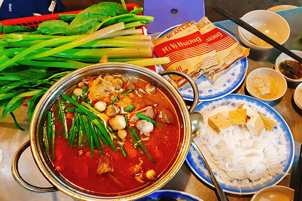 Cẩm nang ẩm thực Cần Thơ: Tổng hợp các quán ăn ngon từ sáng đến đêm