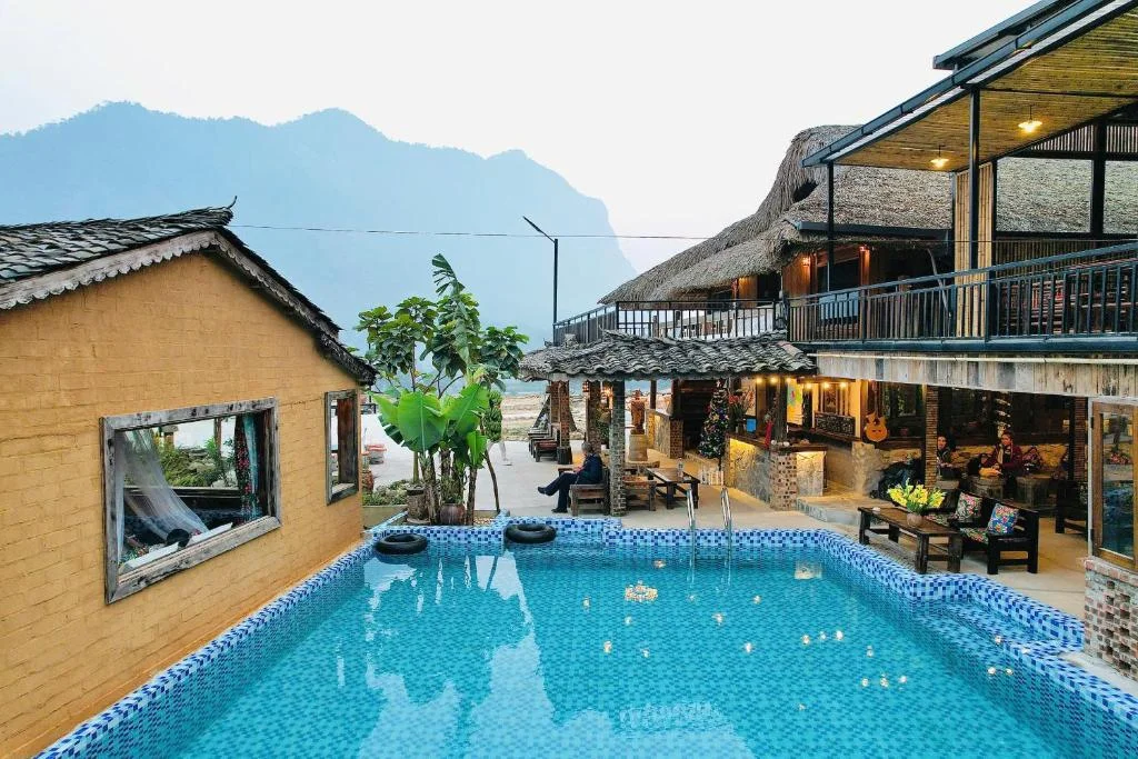 Top các khách sạn 4 sao Hà Giang: Vị trí, kiến trúc, giá phòng & kinh nghiệm đặt phòng