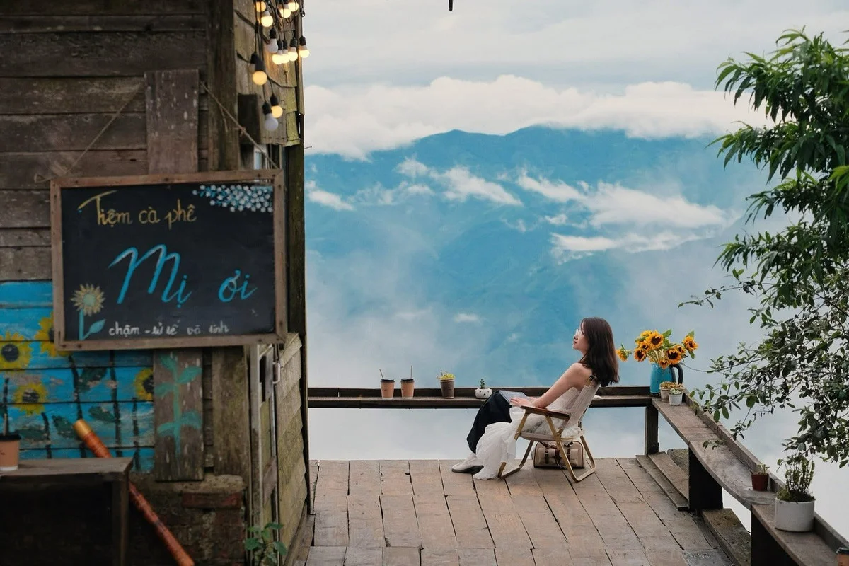 Top quán cà phê săn mây tuyệt đẹp tại Tà Xùa