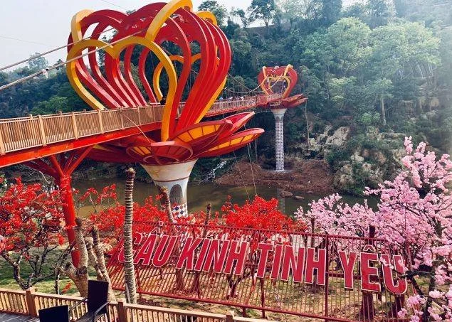 cau-kinh-moc-chau-cau-tinh-yeu-1