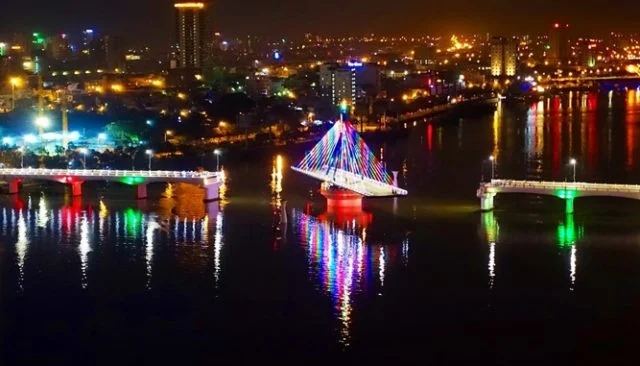 Cầu Sông Hàn: Vị trí, điểm thu hút, kinh nghiệm du lịch và chọn tour