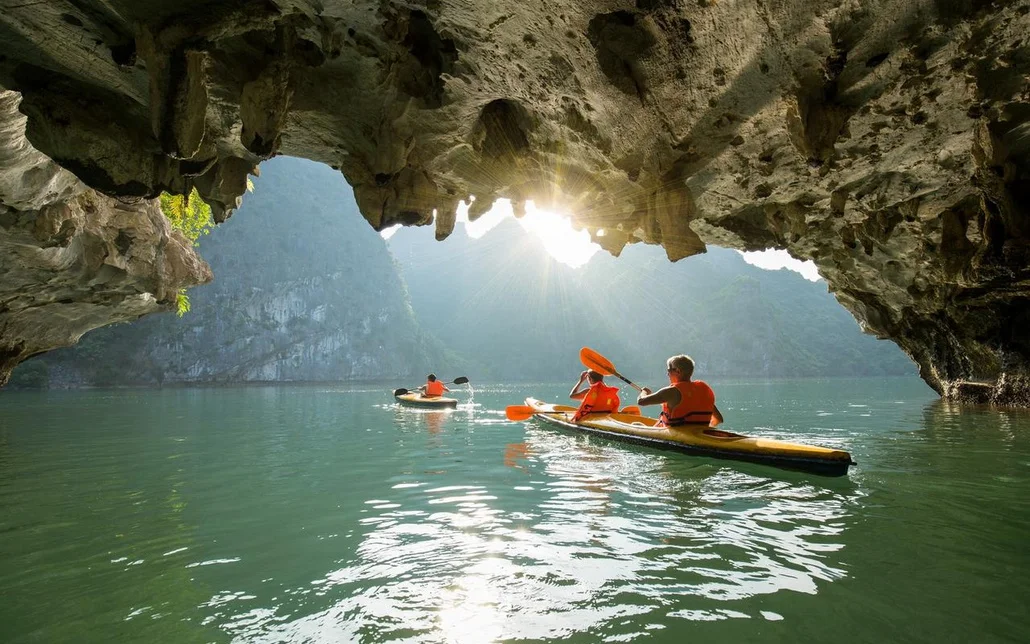 cheo-thuyen-kayak-ha-long-2