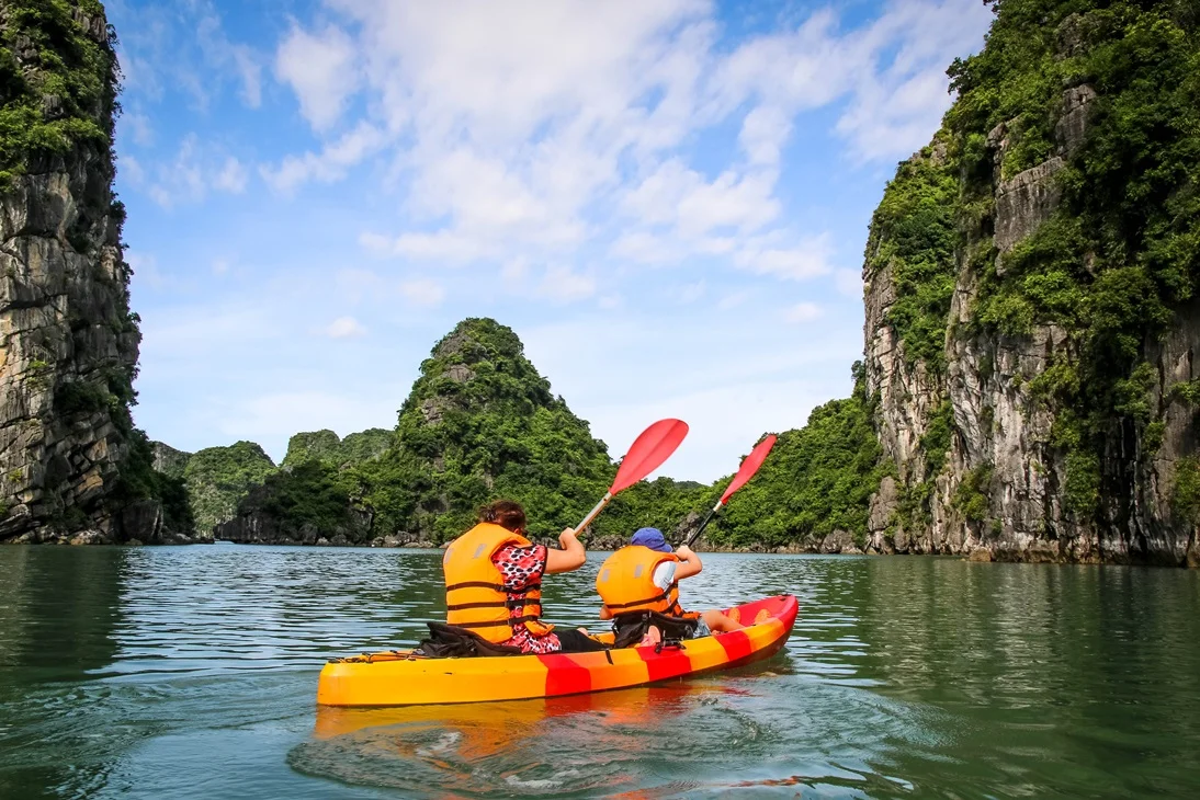 cheo-thuyen-kayak-ha-long-7