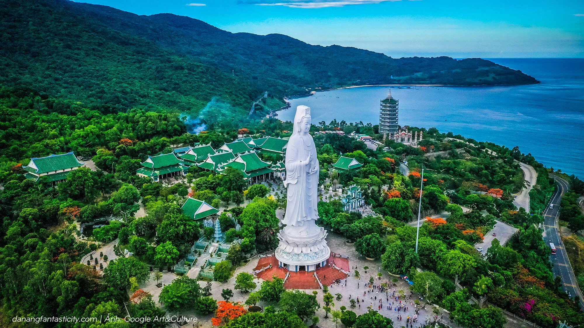 Tour 4N3Đ Hà Nội - Đà Nẵng - Hội An - Huế trọn gói: Khám phá di sản miền Trung