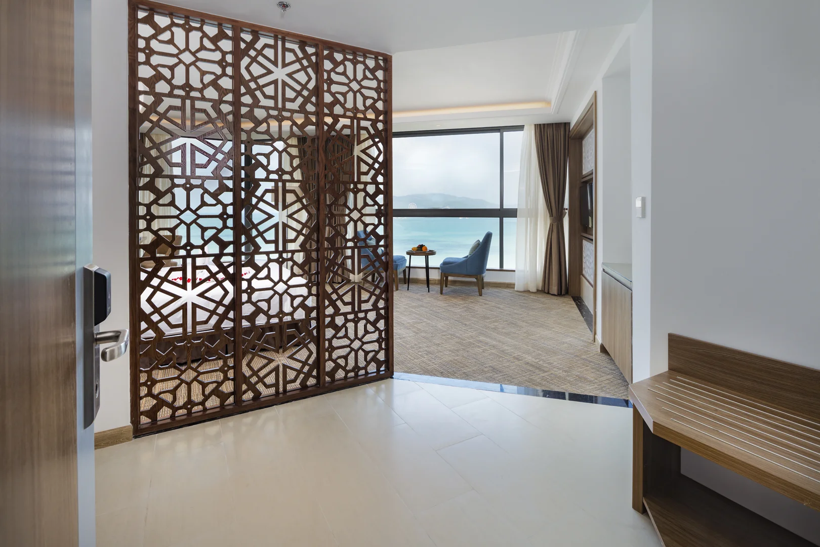 comodo-nha-trang-suite-2