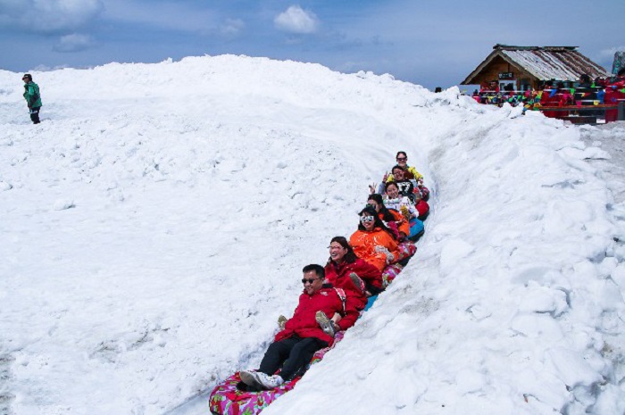 Núi Tuyết Ngọc Long Lệ Giang: Khám phá vùng đất tuyết đẹp nhất Trung Quốc