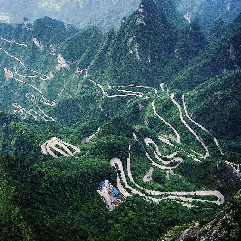 Trương Gia Giới: Vị trí, điểm thu hút, kinh nghiệm du lịch và chọn tour