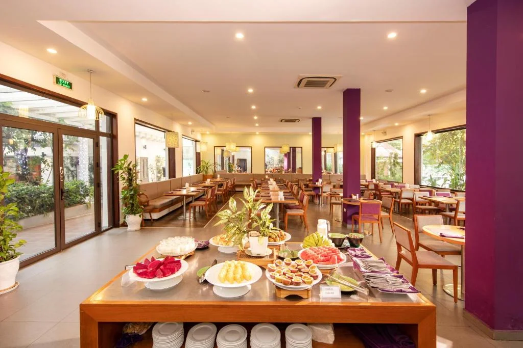 Emm Huế