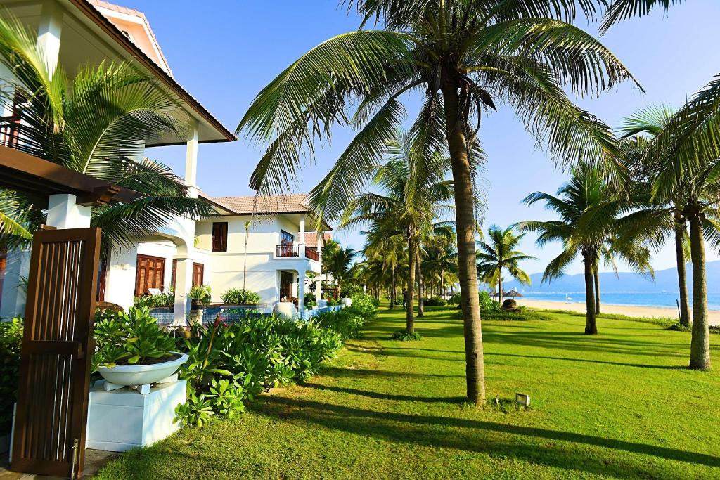 Furama Resort Đà Nẵng - Khuôn viên ngoài trời