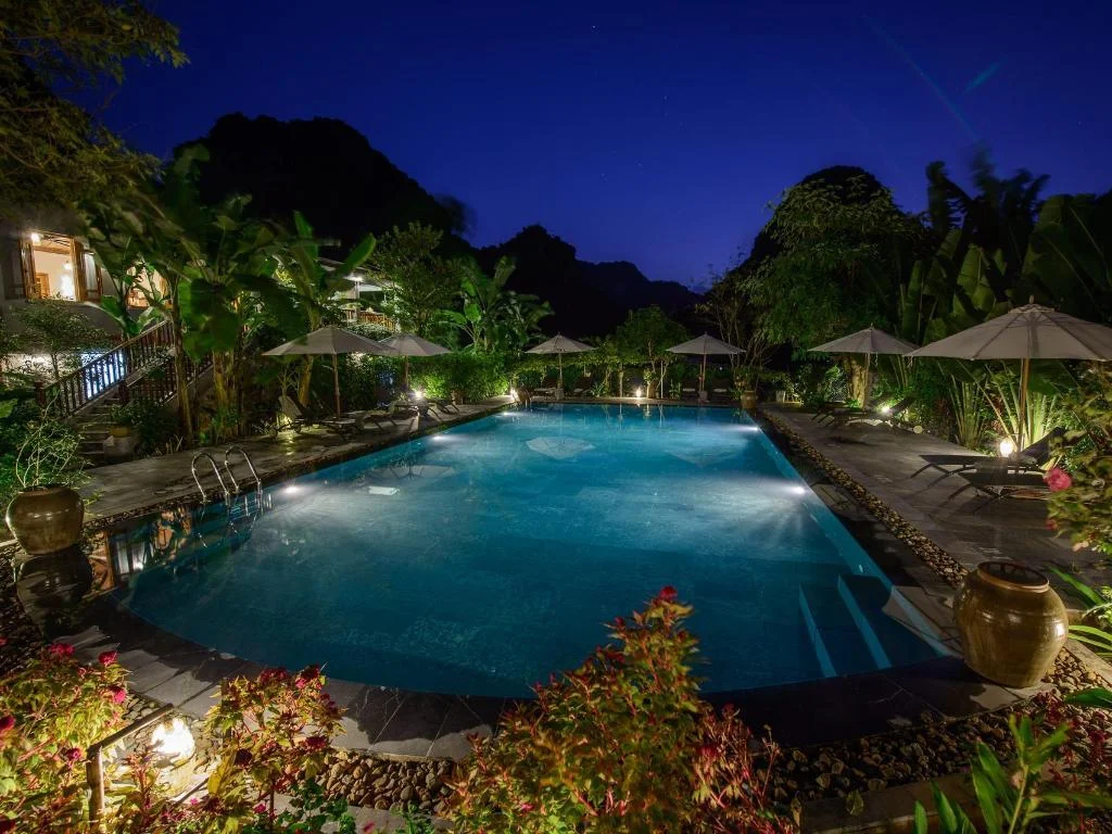 Top các khách sạn 5 sao Ninh Bình: Vị trí, kiến trúc, giá phòng & kinh nghiệm đặt phòng