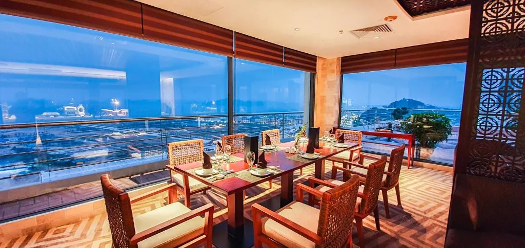 khach-san-sai-gon-ha-long-4-1