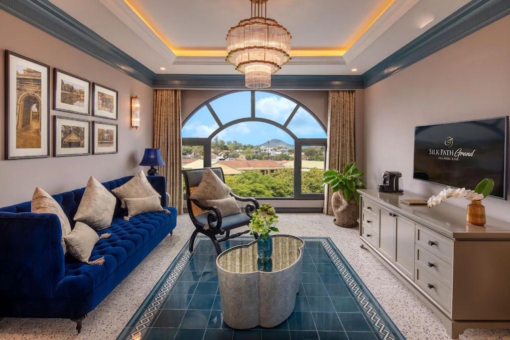 khach-san-silk-path-grand-hue-11