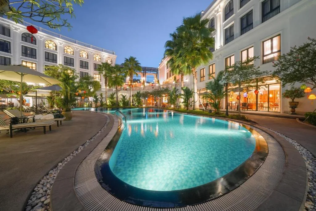 khach-san-silk-path-grand-hue-13