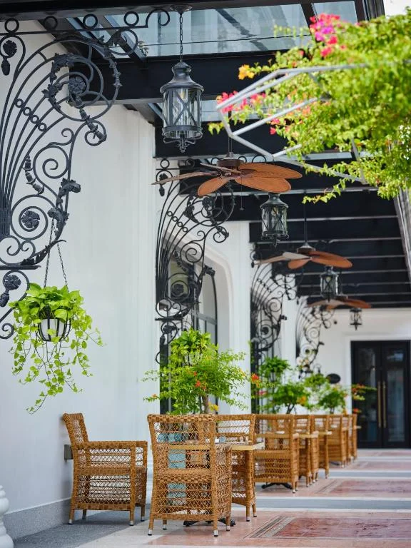 khach-san-silk-path-grand-hue-5