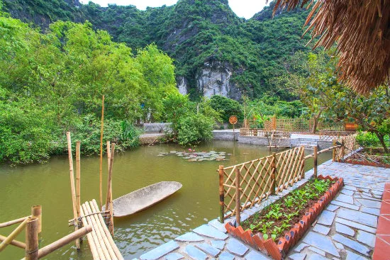 Kinh nghiệm du lịch Tràng An: Kinh nghiệm, giá vé và lịch trình chi tiết