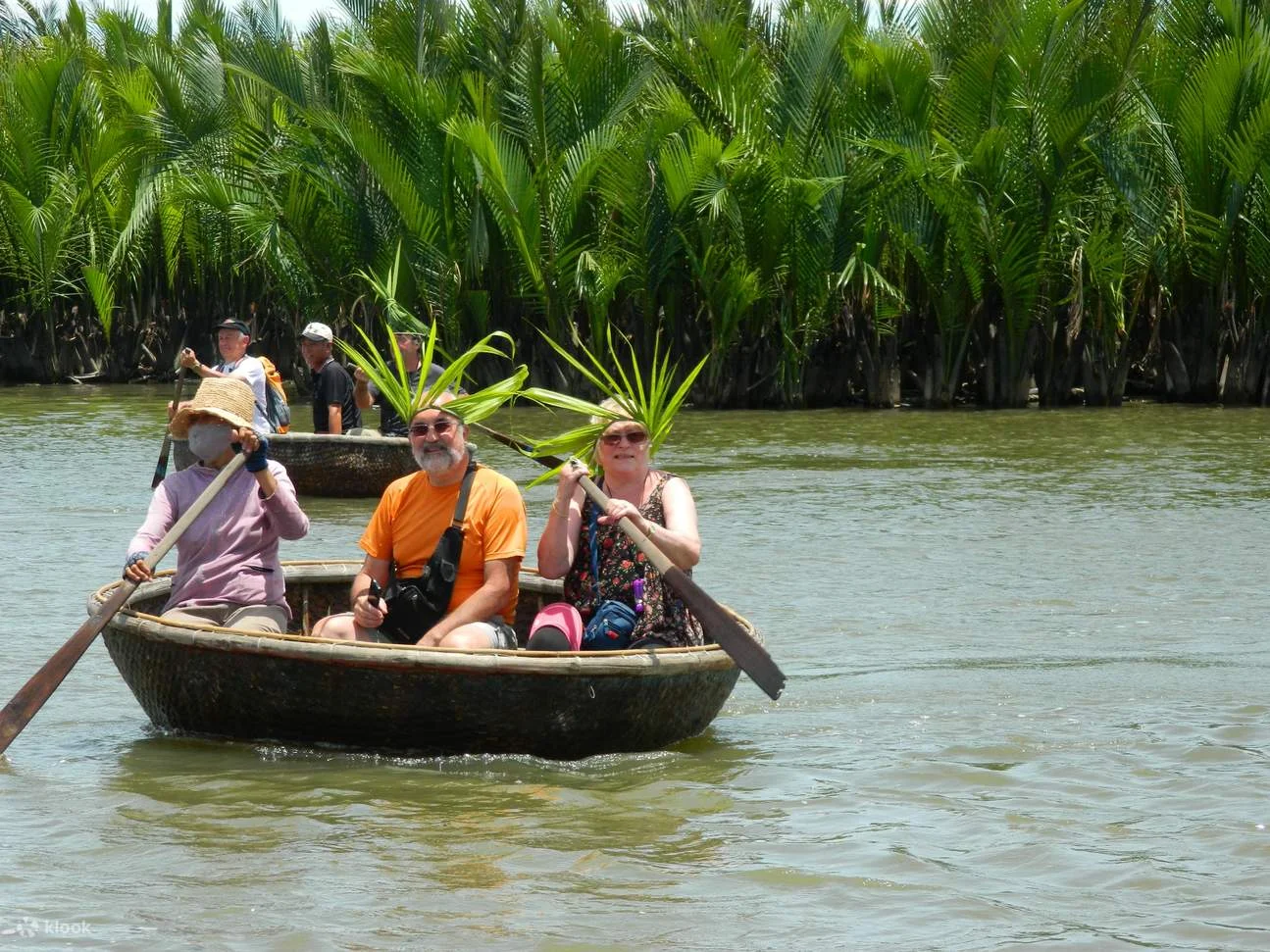 tai-sao-viec-dat-tour-du-lich-mien-tay-tron-goi-tai-phe-travel-lai-giup-ban-lam-chu-kinh-te-thong-minh-nhat