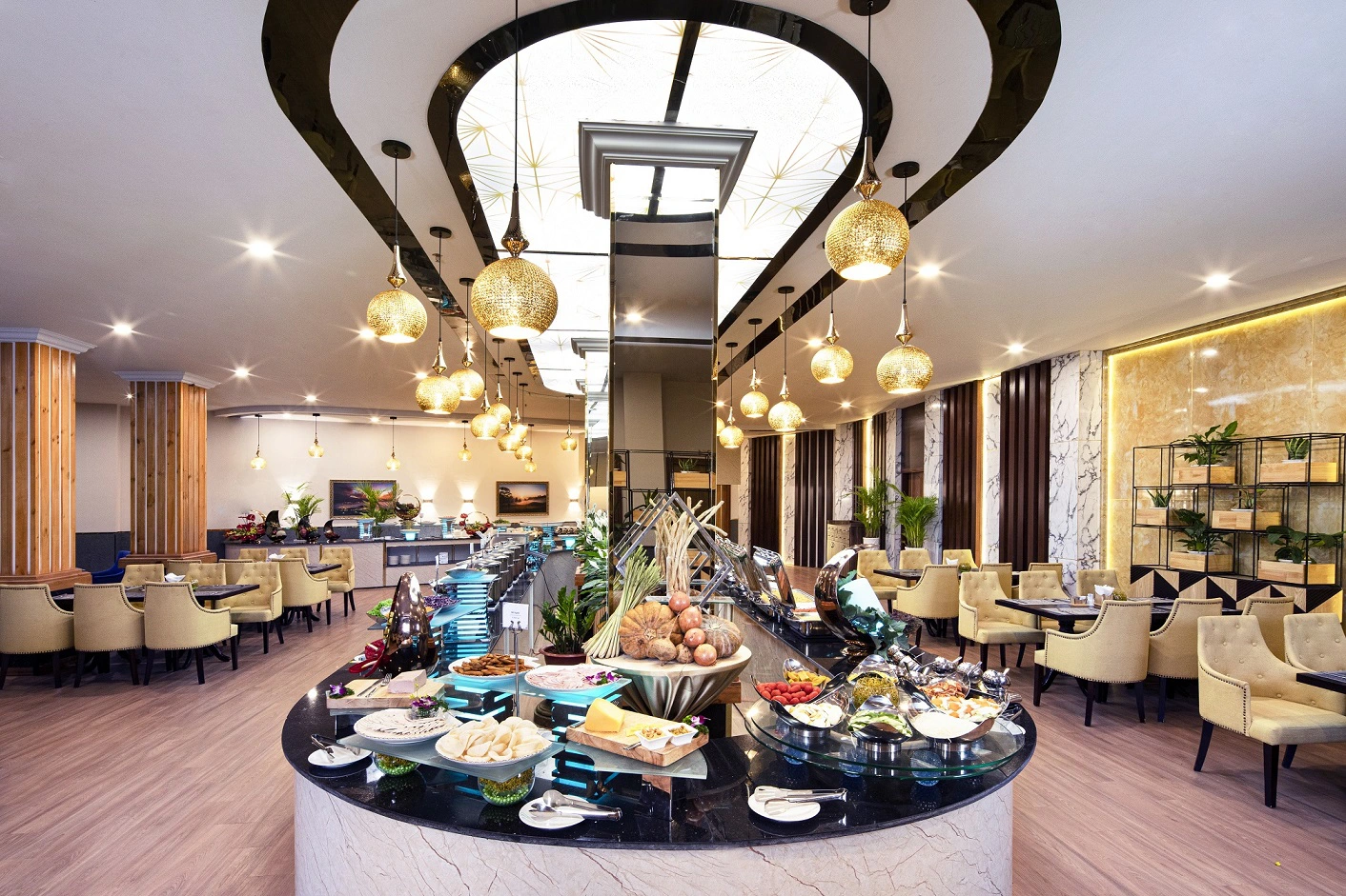 Ladalat Hotel