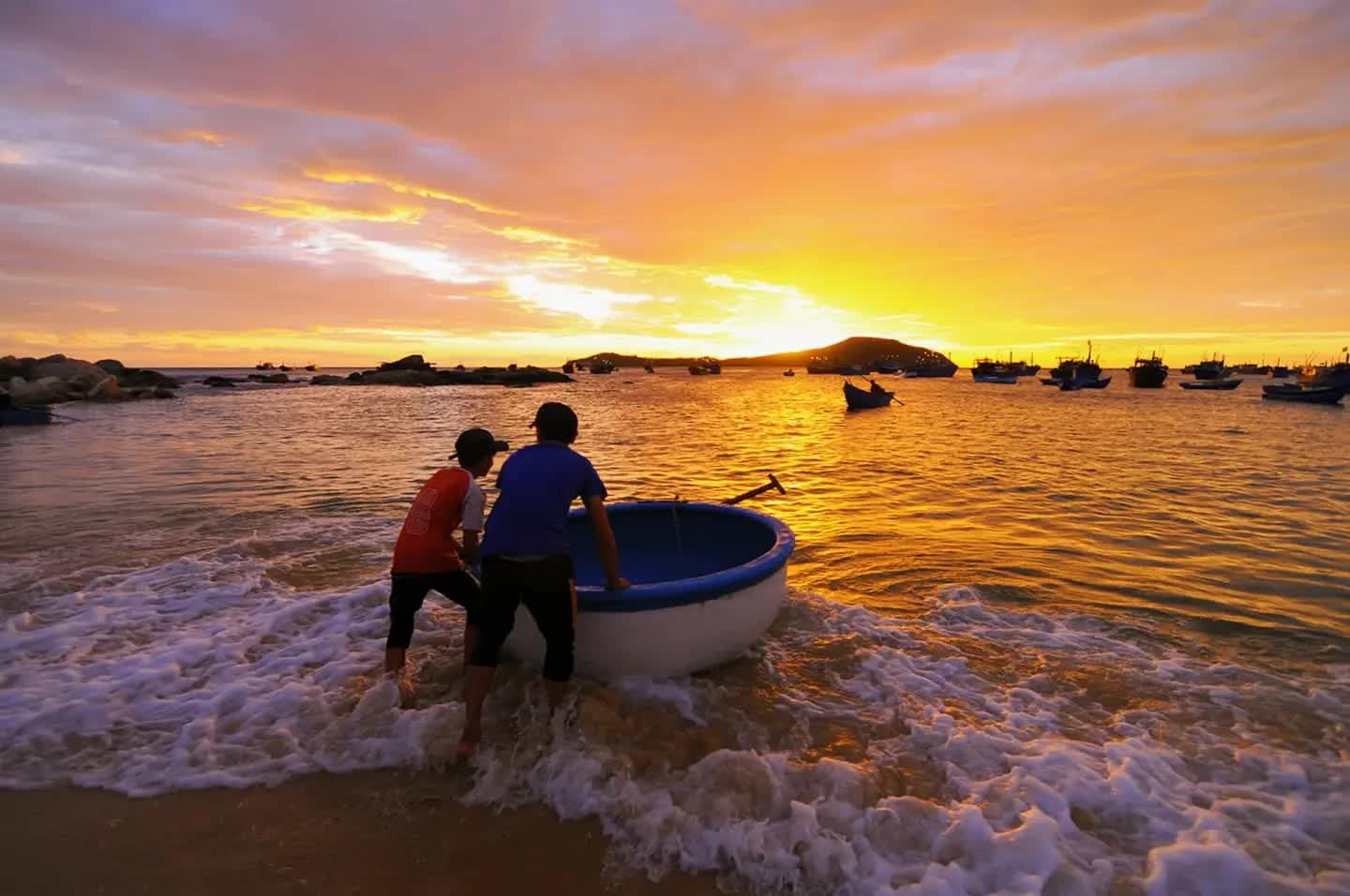 Làng chài Bình Hưng