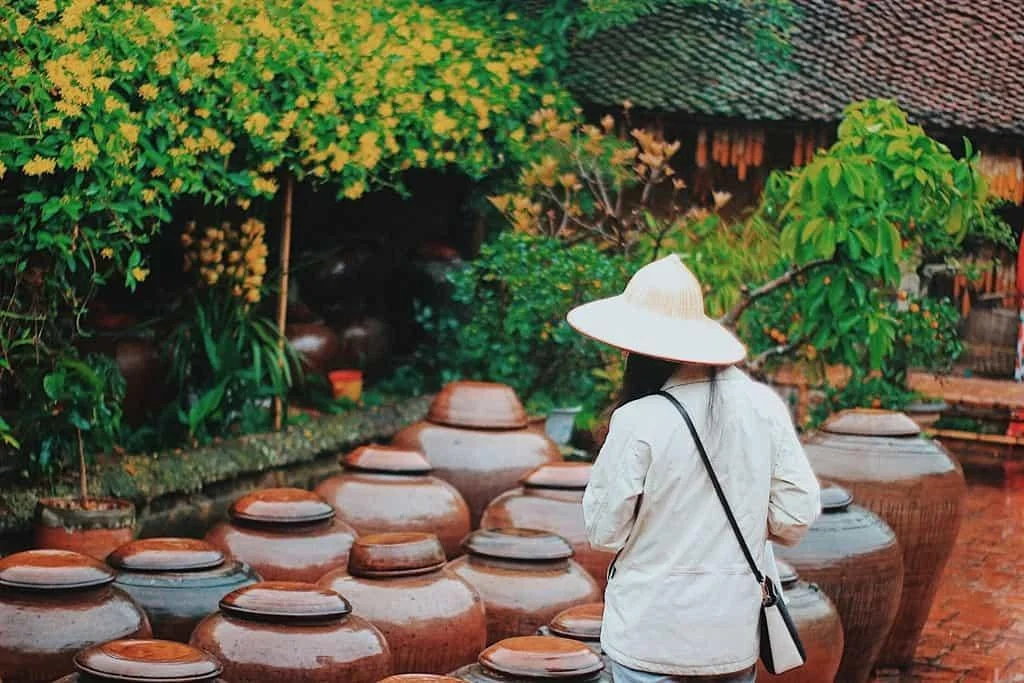 Làng cổ Đường Lâm: Vị trí, kiến trúc, kinh nghiệm tham quan & đơn vị uy tín