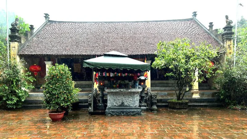 Làng cổ Đường Lâm: Vị trí, kiến trúc, kinh nghiệm tham quan & đơn vị uy tín