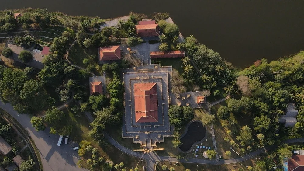 Làng văn hoá du lịch các dân tộc Việt Nam: Vị trí, kiến trúc, kinh nghiệm tham quan & đơn vị uy tín