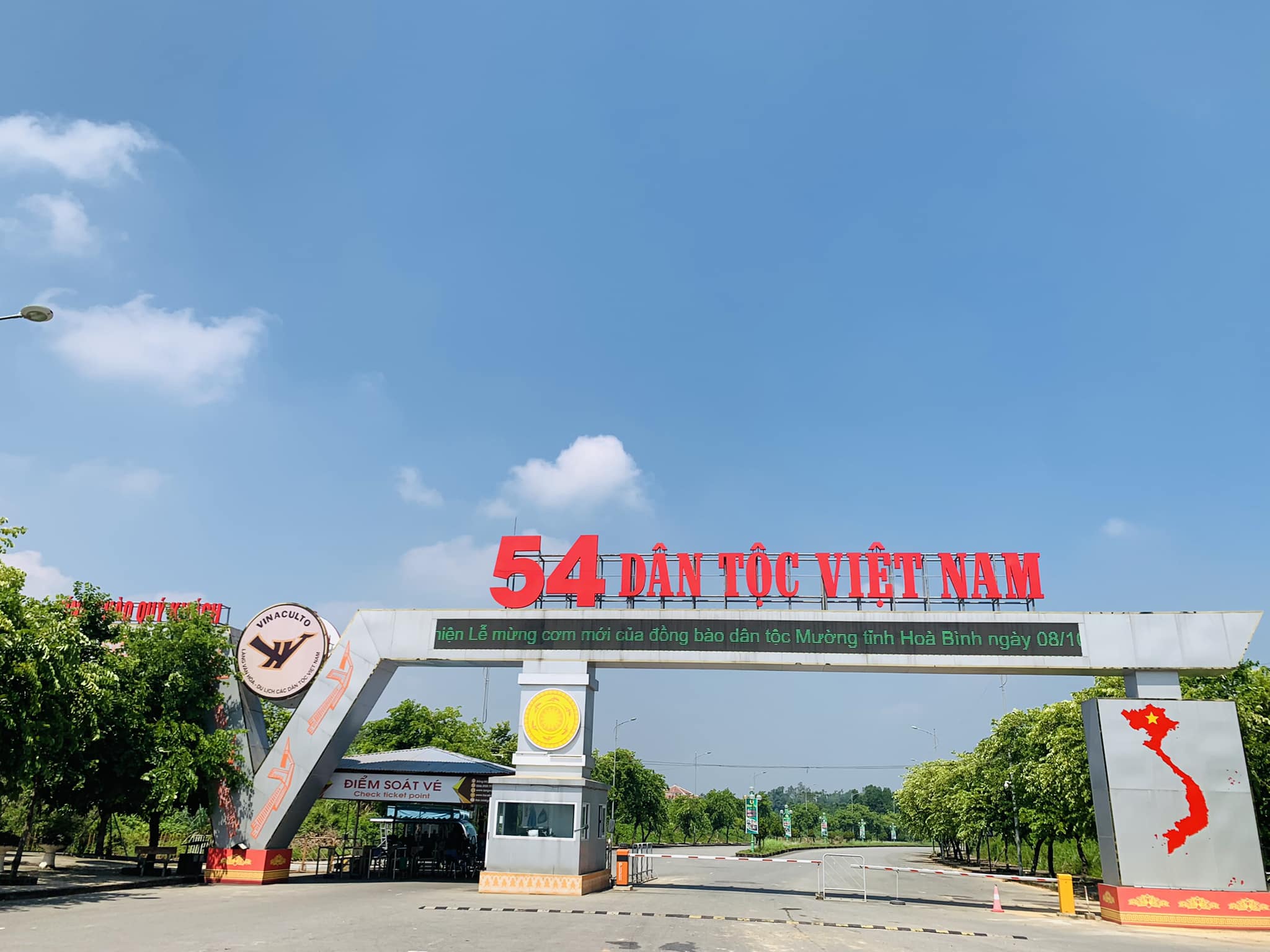 Làng văn hoá du lịch các dân tộc Việt Nam: Vị trí, kiến trúc, kinh nghiệm tham quan & đơn vị uy tín