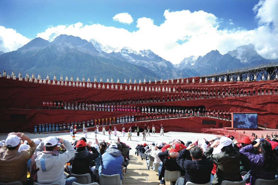 Điểm nổi bật trong Tour Đại Lý - Lệ Giang - Shangrila 6 ngày 5 đêm 6 man-nhan-truoc-show-an-tuong-le-giang-cuc-cuon-tai-trung-quoc-1-2