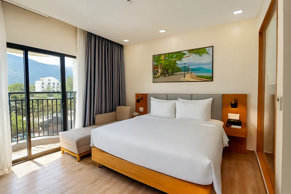 marina-bay-con-dao-hotel-1